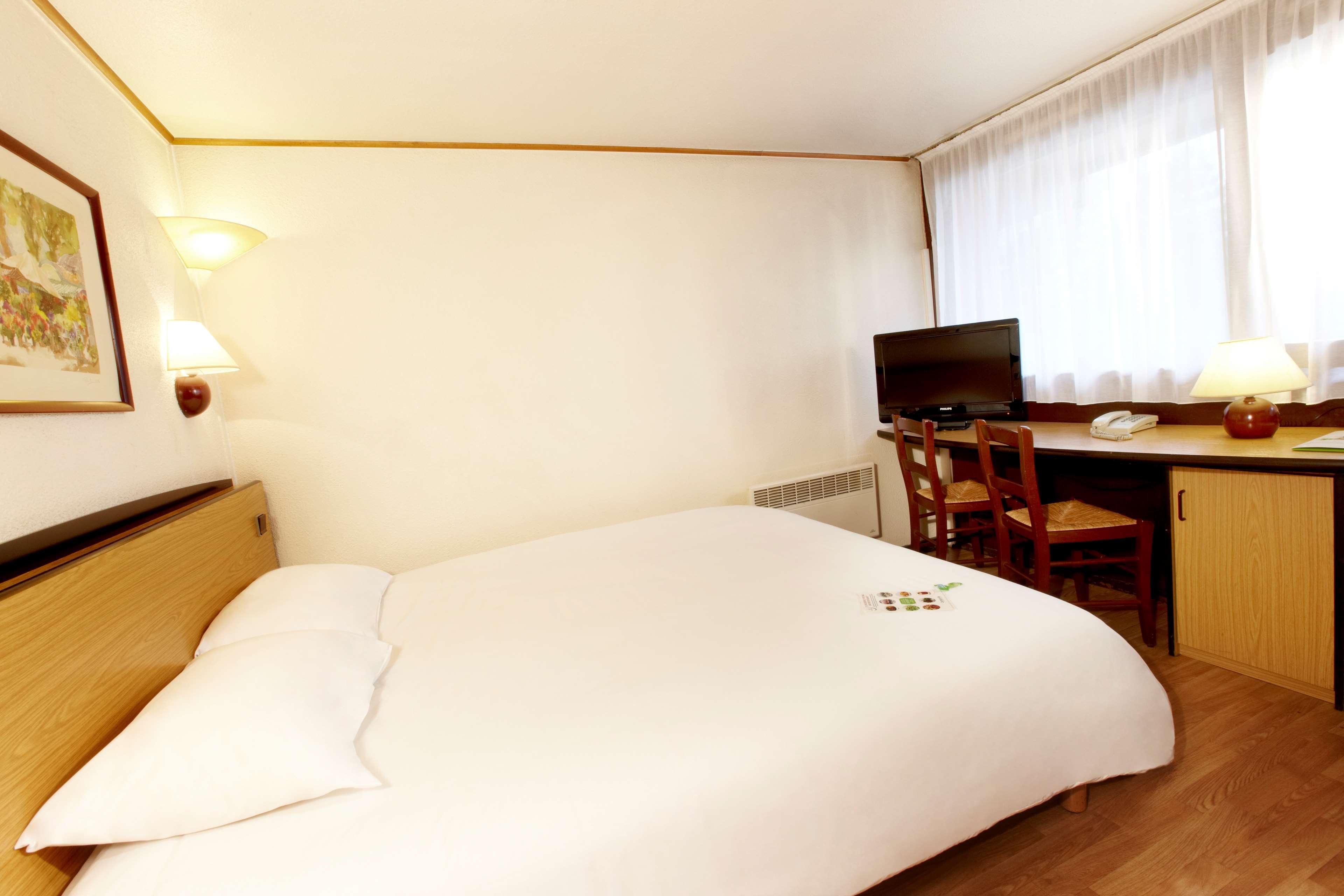 Campanile Saint-Avold Hotel Екстериор снимка