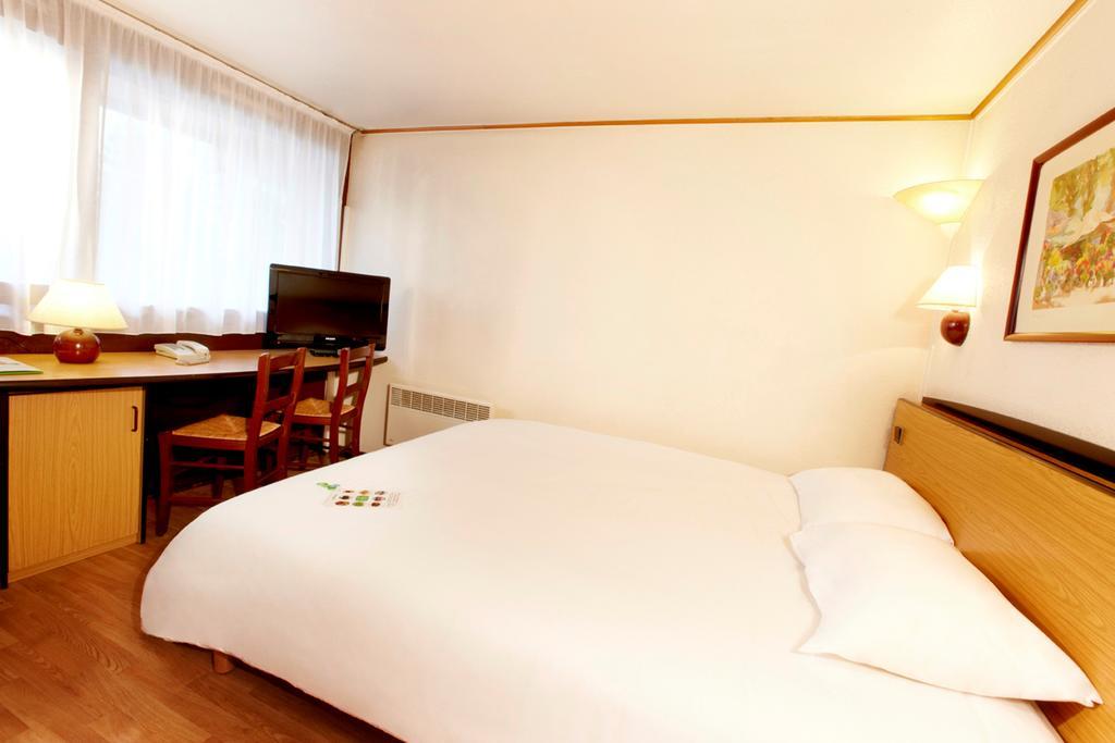 Campanile Saint-Avold Hotel Екстериор снимка